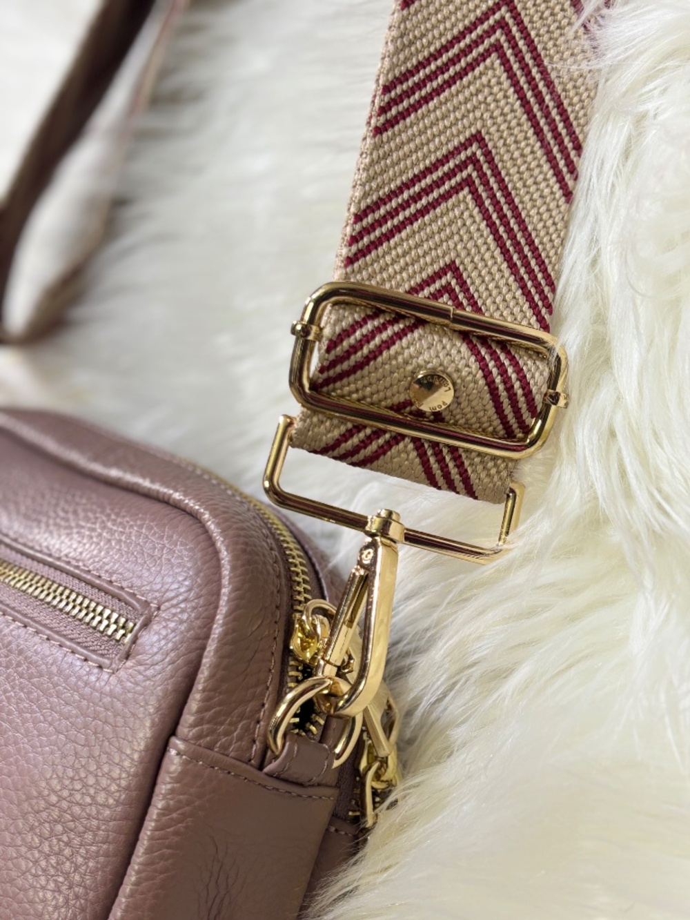 NWOT [Pom Pom · London] Leather Tan & Gold Chevron Crossbody Bag | Mauve Purse - Picture 13 of 16